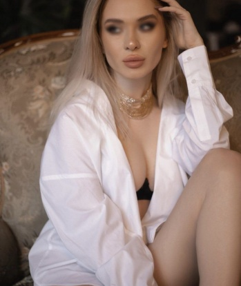 Проститутка Ишунь : Зина